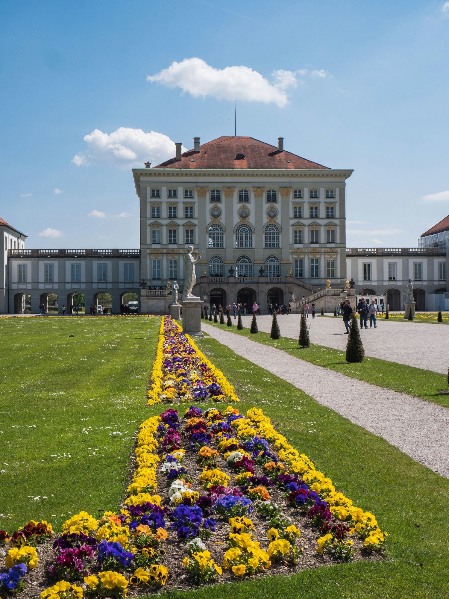 Klassizistischer Pavillon mit Arkaden